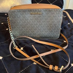 Michael Kors crossbody bag